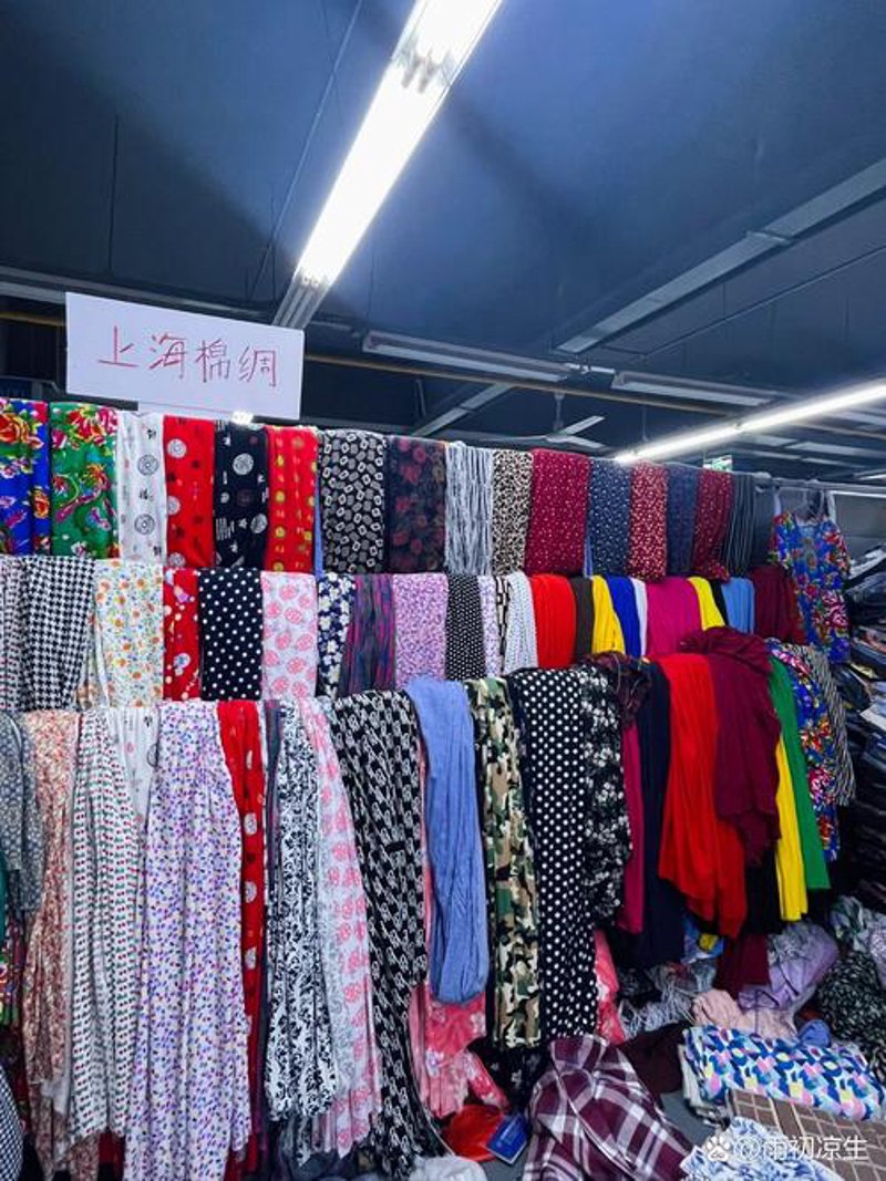 涤棉面料：织就时尚与舒适的双重奏